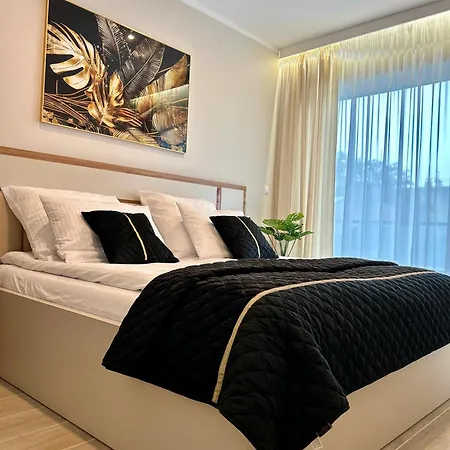 Apartmán Z Balkonem Blisko Jasnej Gory, Podziemny Parking Gratis *