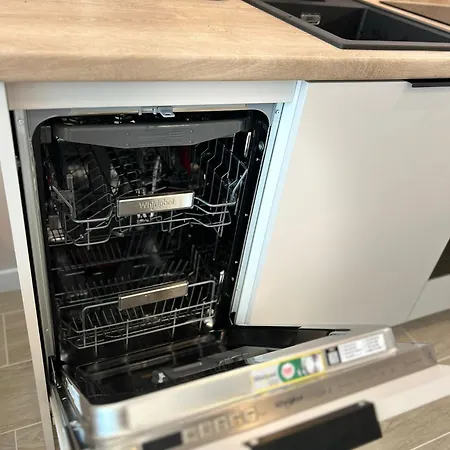 Z Balkonem Blisko Jasnej Gory, Podziemny Parking Gratis Čenstochová