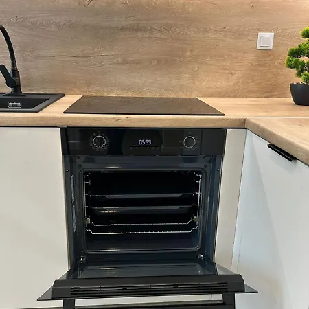 Z Balkonem Blisko Jasnej Gory, Podziemny Parking Gratis Apartmán