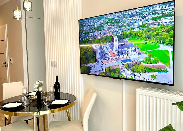 Z Balkonem Blisko Jasnej Gory, Podziemny Parking Gratis Apartmán *