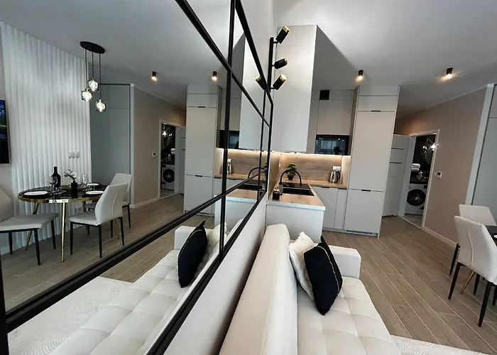 Z Balkonem Blisko Jasnej Gory, Podziemny Parking Gratis Čenstochová