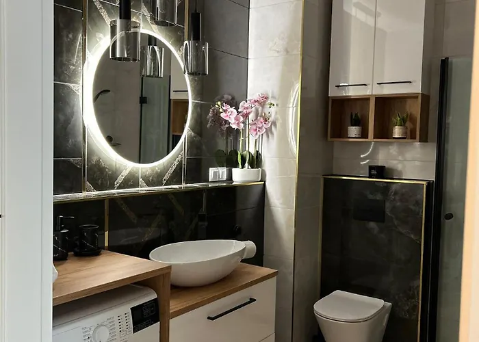 Z Balkonem Blisko Jasnej Gory, Podziemny Parking Gratis Apartmán *