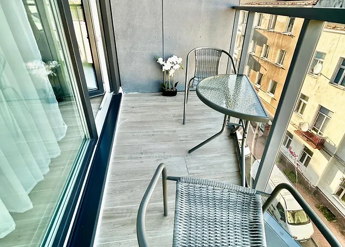 Z Balkonem Blisko Jasnej Gory, Podziemny Parking Gratis Apartmán